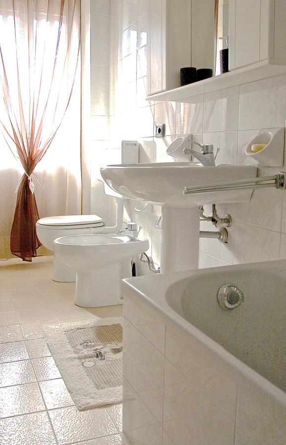 B&B Carletto Cella Monte ภายนอก รูปภาพ