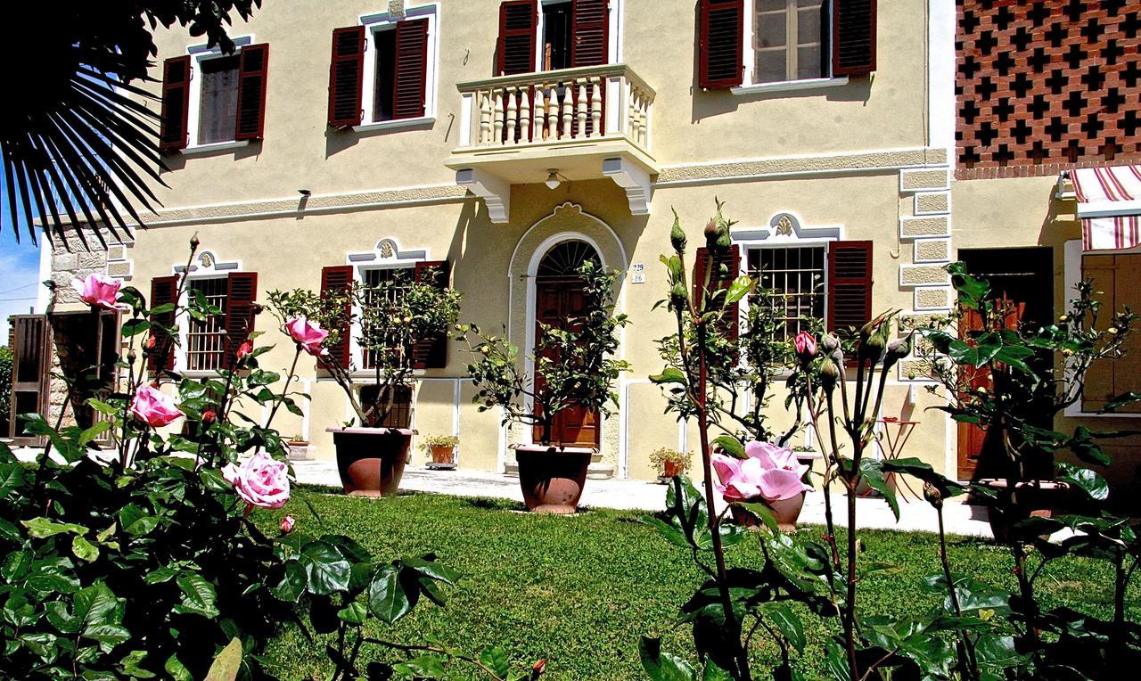 B&B Carletto Cella Monte ภายนอก รูปภาพ